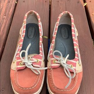 Sperry boat shoes